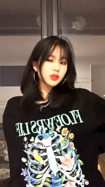 老公抱抱舞网红,萌化网友心！